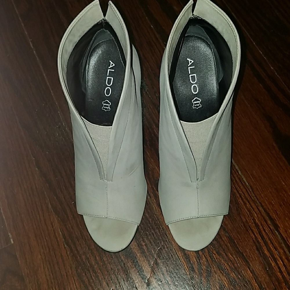 Booties - Picture 4 of 6